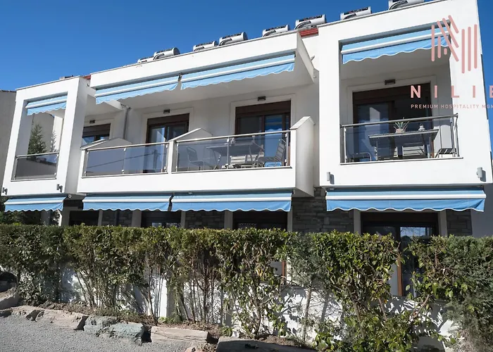 Azur Residences, Nilie Hospitality Mgmt